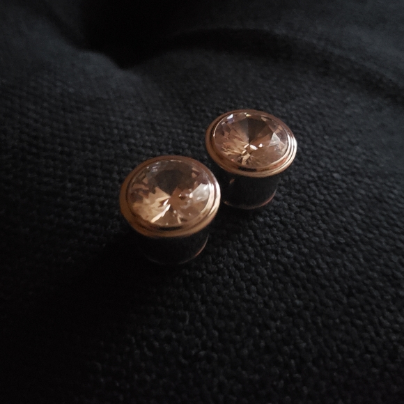 Diamond Plug - Picture 6 of 6